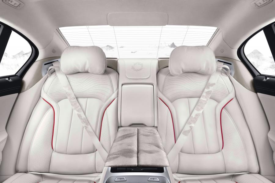 Интерьер BMW 7-Series Radiant Cadenza Immaculate Edition (G12) 2019 года  (фото 14 из 15)